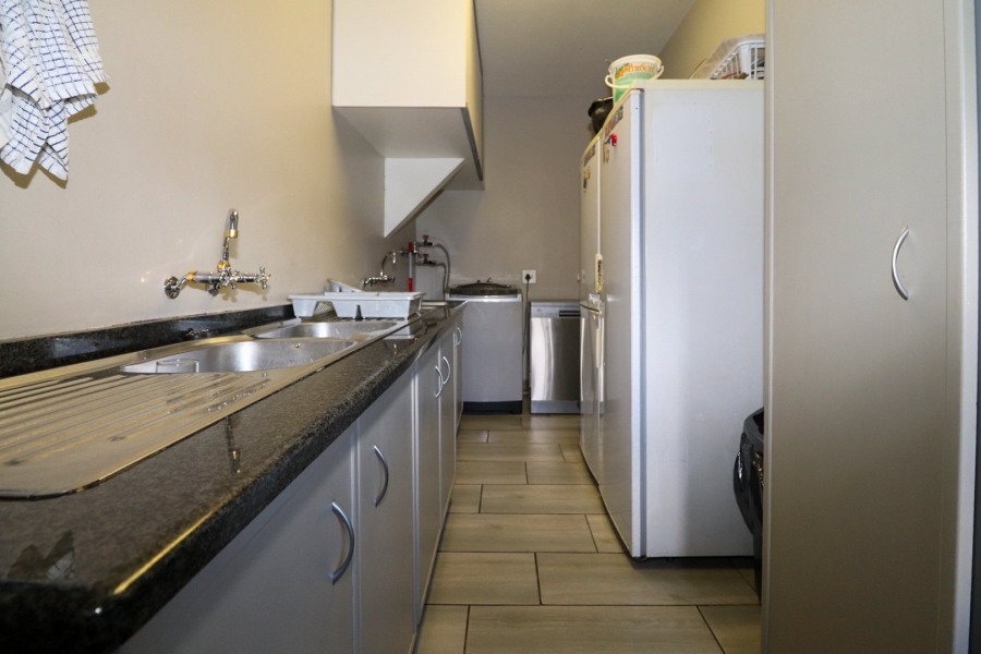 4 Bedroom Property for Sale in Wilkoppies North West